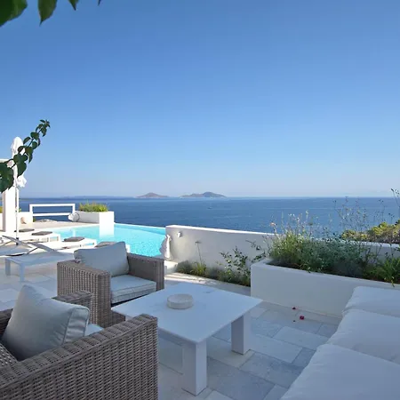 Вилла Anemone Isomata