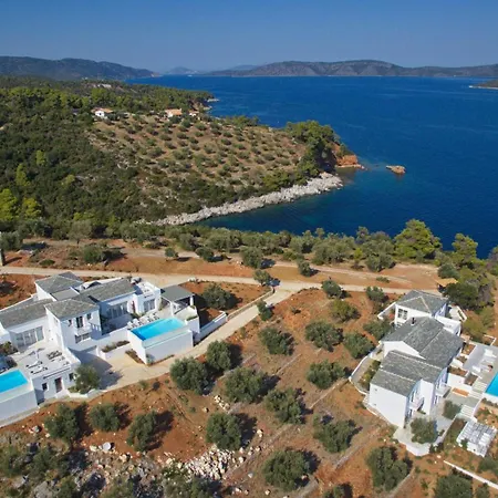 Anemone Villa Isomata